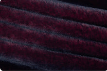 Load image into Gallery viewer, Black Cherry arctic chinchilla on cherry cola 60x90
