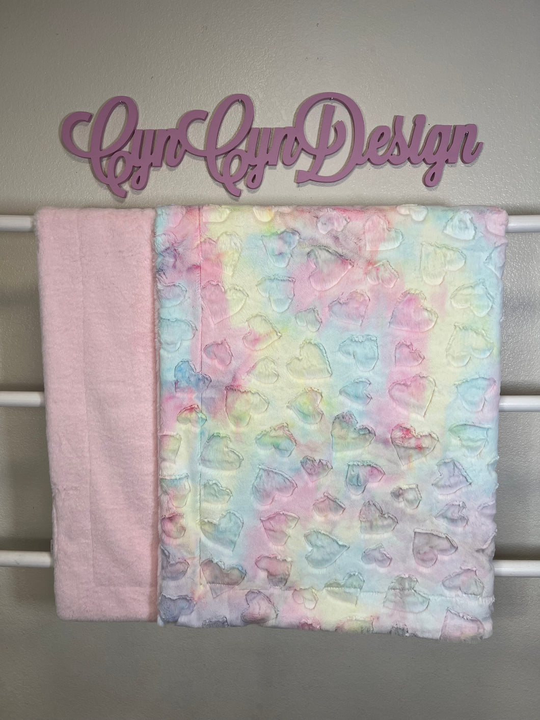 Pastel embossed hearts on baby pink encore 50x60