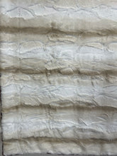 Load image into Gallery viewer, Biscotti angora on autumn Vienna, 36 x 60 defect (very slight creasing)
