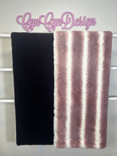 Load image into Gallery viewer, Black Cherry arctic chinchilla on cherry cola 60x90
